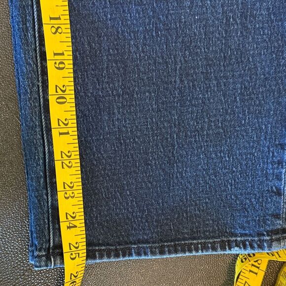 Joe's Jeans Simone Dark Blue Straight high-rise Cropped Denim size 30 - Picture 8 of 9
